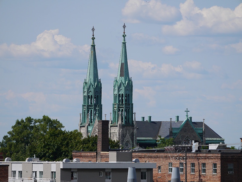 Vue d'une cathédrale de Montréal